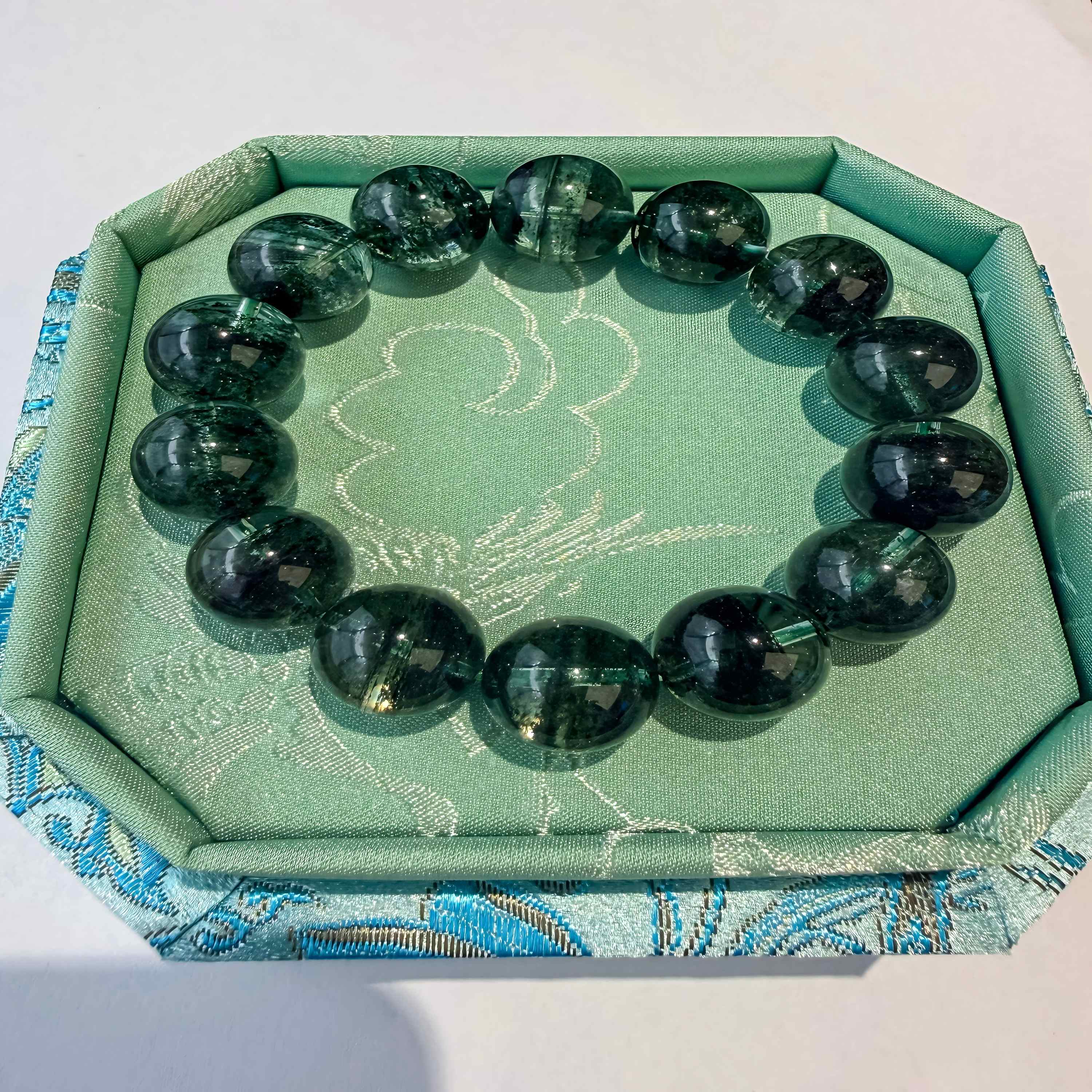 Feng Shui Crystals: The Complete Guide | Mystic Crystal Vibe